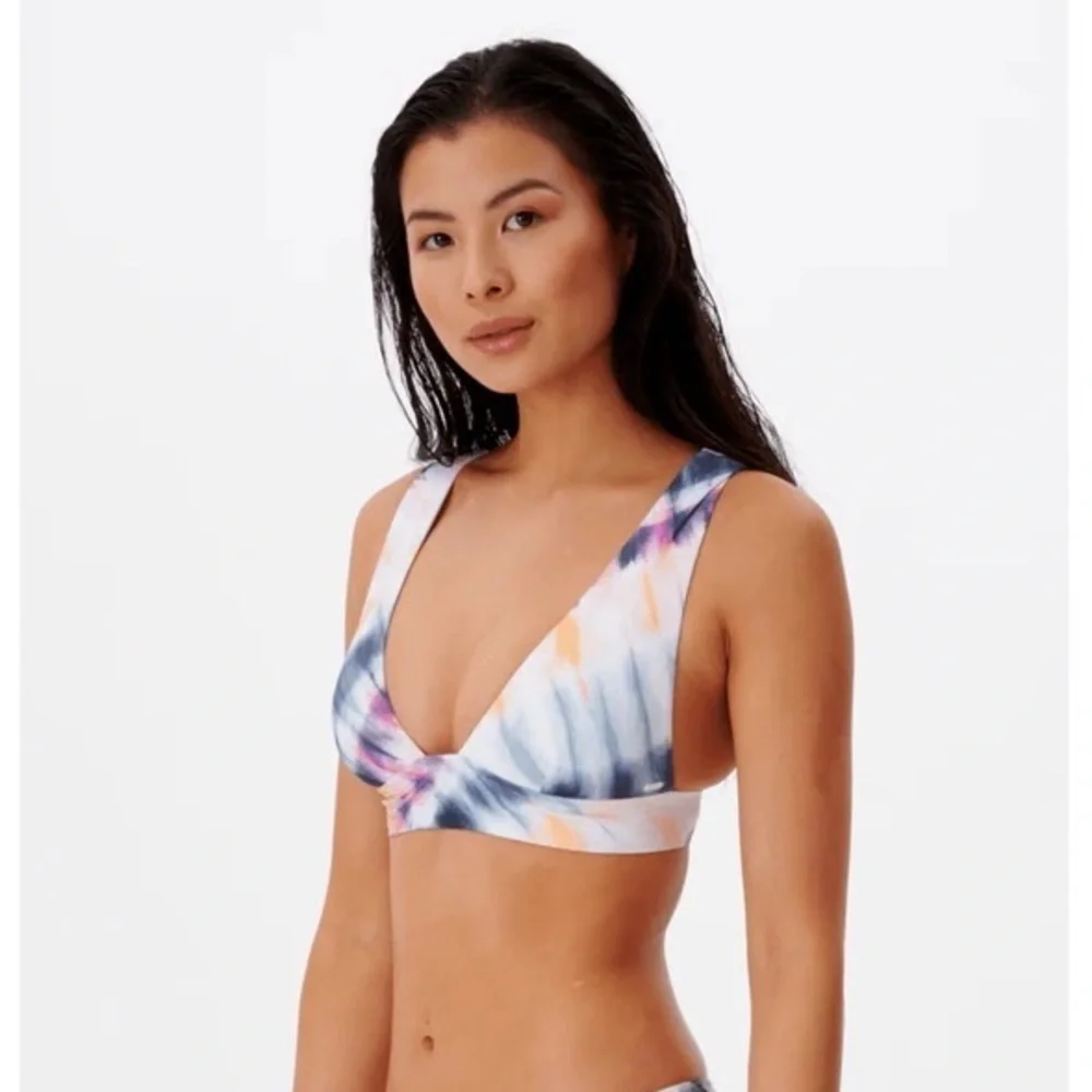 ☀️RIP CURL☀️ SURF TRIP V NECK BRALETTE SURF TRIP CHEEKY HIPSTER BIKINI SET